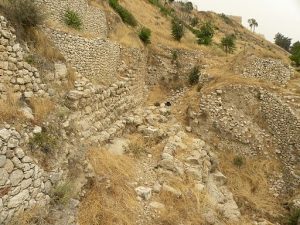 The well-preserved wall at the middle level here is late Iron-age (8th century BCE?) and may be the 'broad wall' built by Hezekiah to strengthen Jerusalem's defenses as Sennacherib's Assyrian army approached.