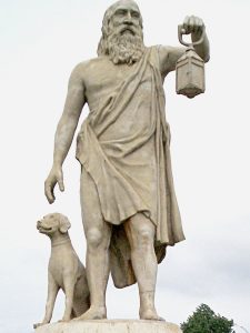 Photo of a statue of Diogenes with his lamp in Sinop, Turkey